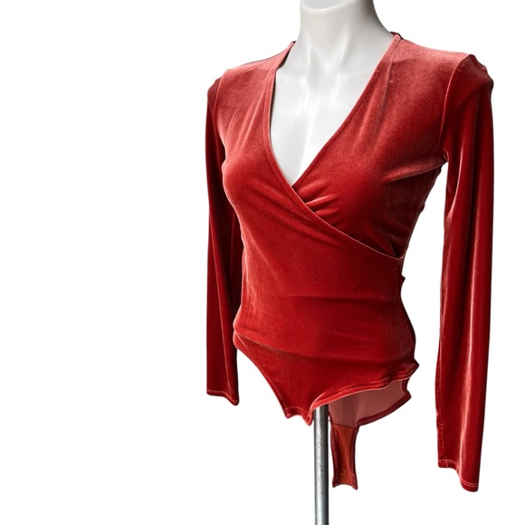 Madewell Rusty Orange Long Sleeve Velvet Wrap Bodysuit, Sz S - Picture 8 of 15